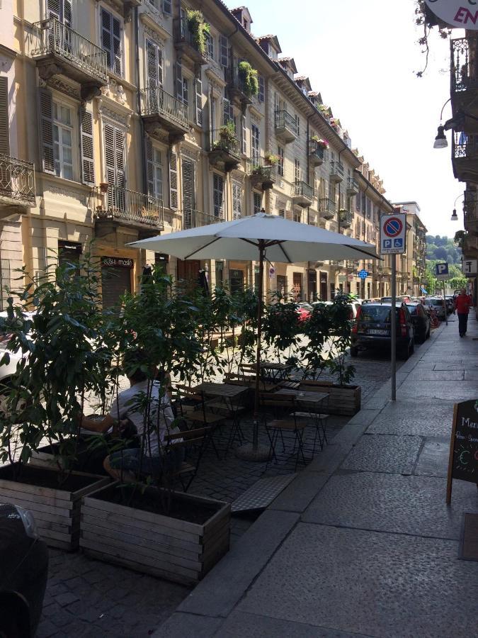 Comfort Zone-charming, Quiet, Historic Center Apartment Turin