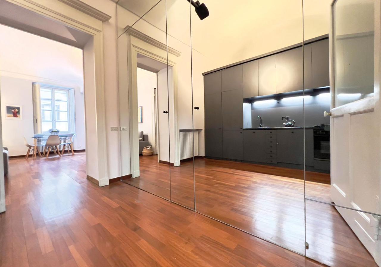 Comfort Zone-charming, Quiet, Historic Center Apartment Turin